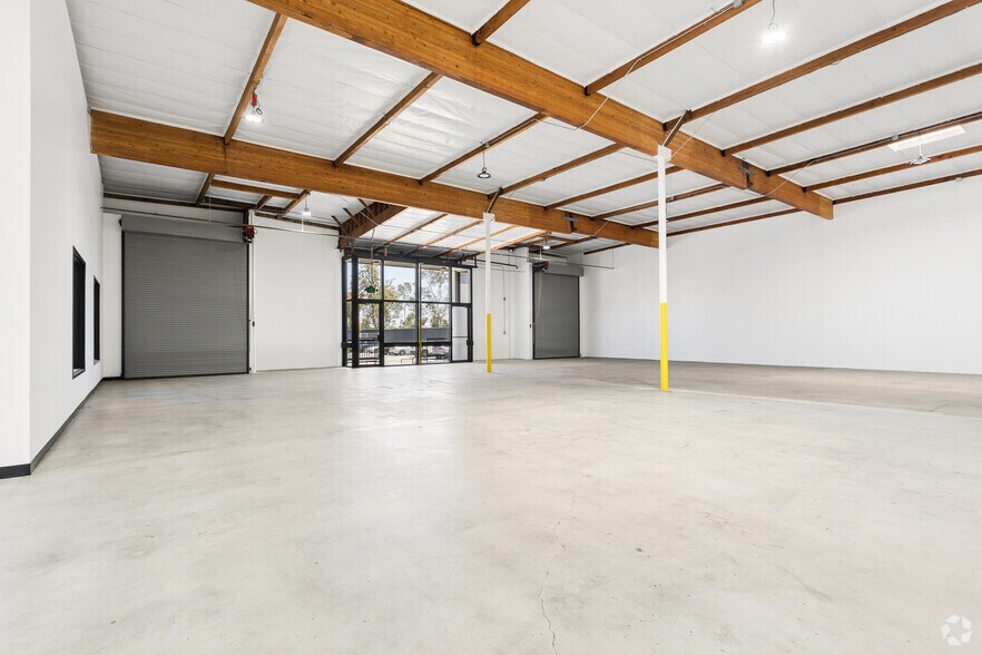 More Photos Of 9610-9680 S La Cienega Blvd, Inglewood Warehouse For Lease