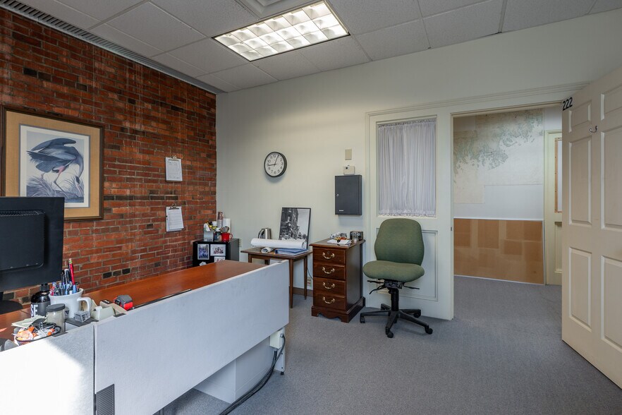 More Photos Of 66 Main St, Ellsworth Office Residential For Sale