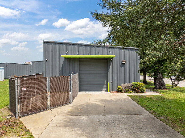 More Photos Of 1150 S Greene St, Greenville Distribution For Lease