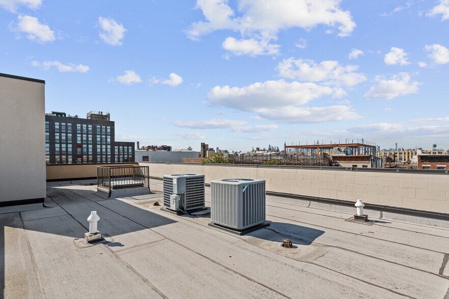 More Photos Of 101 Morgan Ave, Brooklyn Office For Lease