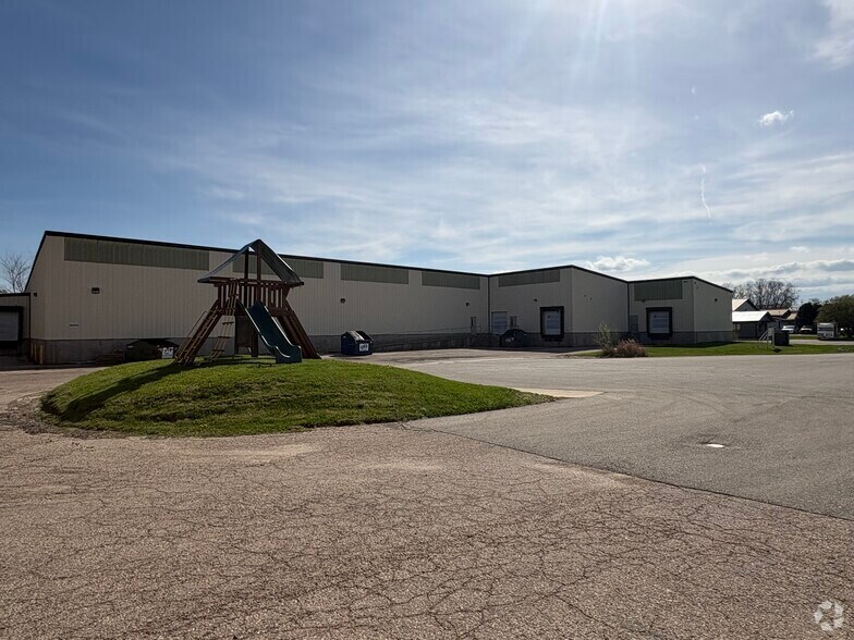 Primary Photo Of 6505 Seybold Rd, Madison Warehouse For Lease