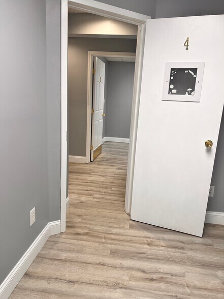 More Photos Of 233 Union Ave, Holbrook Medical For Lease