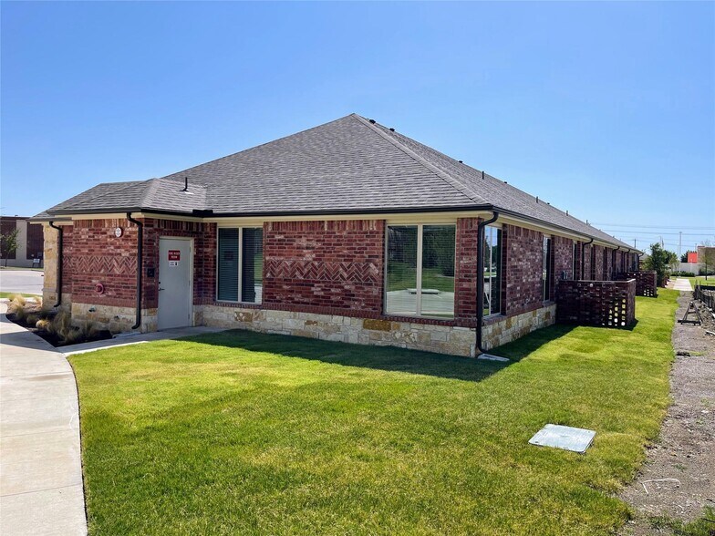 More Photos Of 400 Stonebrook Pky, Frisco Unknown For Lease