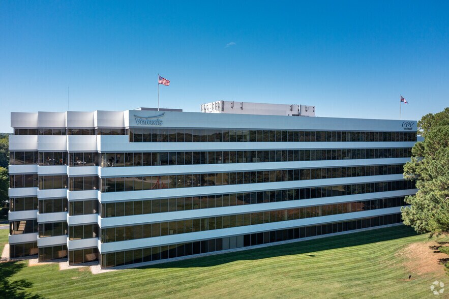 More Photos Of 2000 Regency Pky, Cary Office For Lease