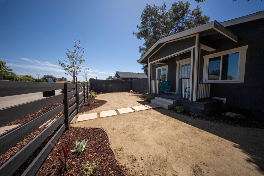 More Photos Of 3546-3552 47th St, San Diego Apartments For Sale