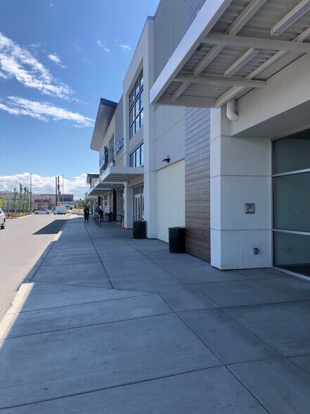More Photos Of 2910 Seward Hwy, Anchorage General Retail For Lease