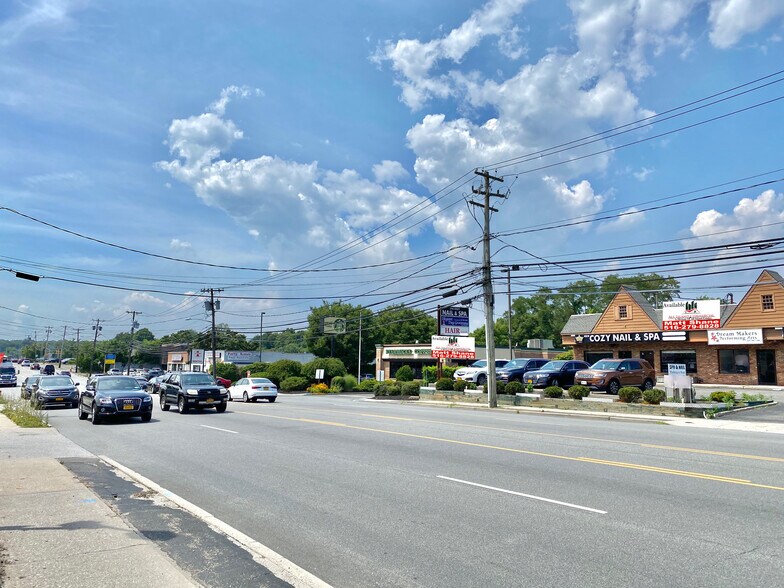 More Photos Of 3021 Jericho Tpke, Little Neck Unknown For Lease