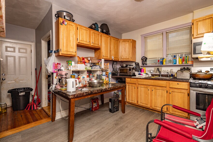 More Photos Of 35 Bradshaw St, Dorchester Apartments For Sale