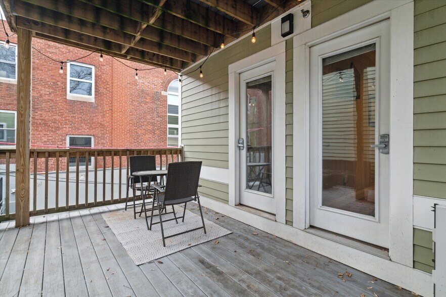 More Photos Of 75-77 F St, Boston Apartments For Sale