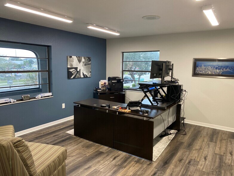 More Photos Of 5306 Cortez Rd W, Bradenton Medical For Lease