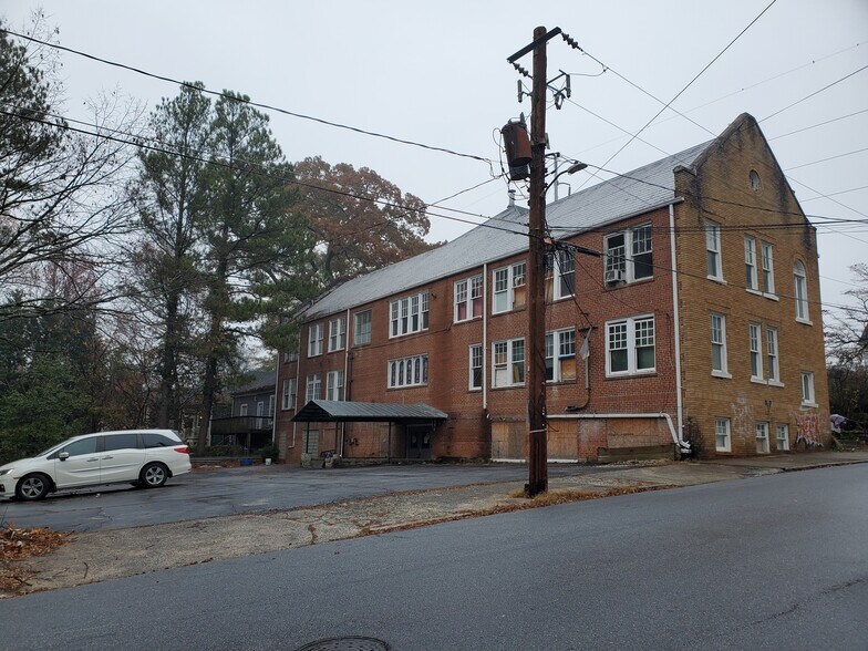 More Photos Of 575 Boulevard Dr SE, Atlanta Religious Facility For Sale