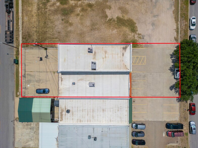 More Photos Of 2032 Orchid Ave, McAllen Office Residential For Sale