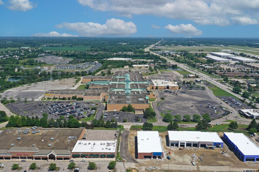 More Photos Of 3800 E Main St, St Charles Freestanding For Sale