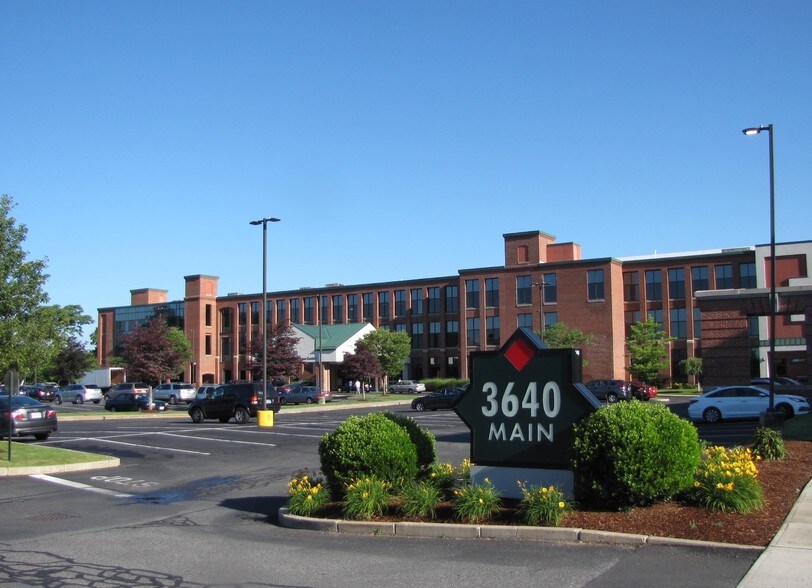 More Photos Of 3640 Main St, Springfield Medical For Lease