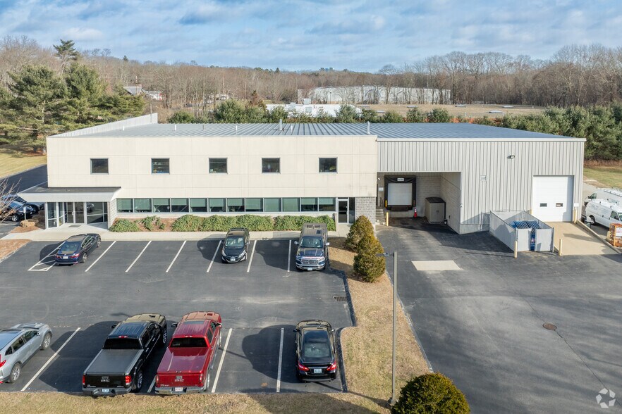 More Photos Of 67 Green St, Foxborough Light Manufacturing For Sale