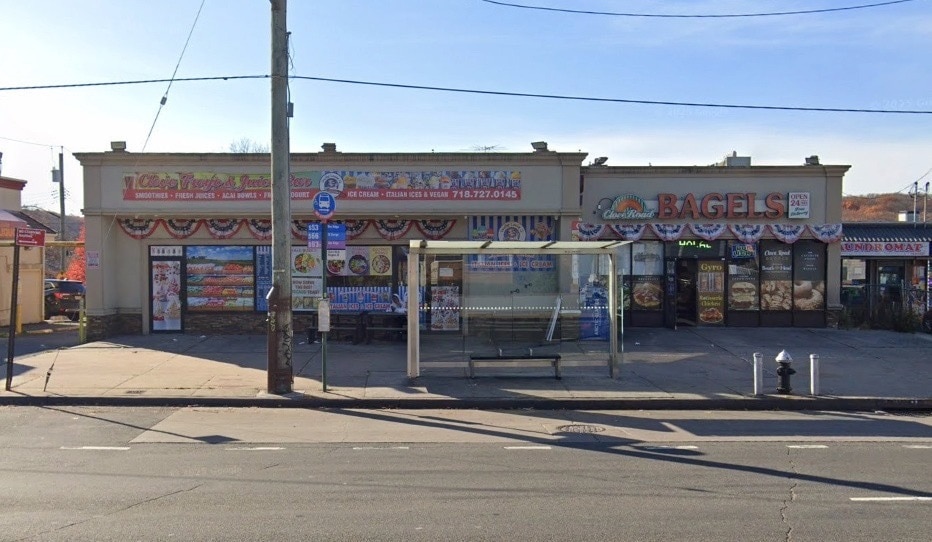 Primary Photo Of 1300 Clove Rd, Staten Island Freestanding For Lease