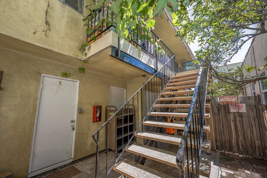 More Photos Of 1427 Euclid St, Santa Monica Apartments For Sale