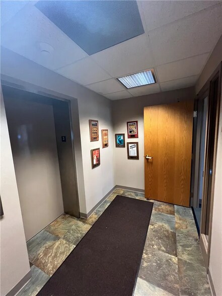 More Photos Of 28 W North St, Danville Office For Sale