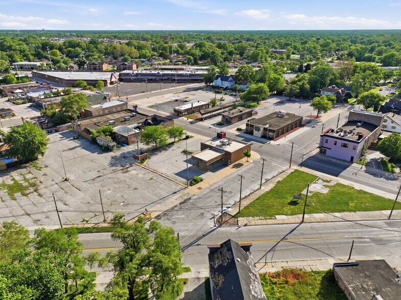 More Photos Of 14121 Doctor Martin Luther King Jr Dr, Dolton Fast Food For Sale