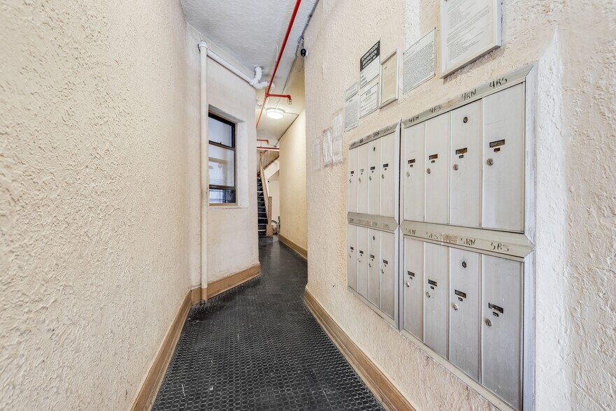 More Photos Of 925 Columbus Ave, New York Apartments For Sale