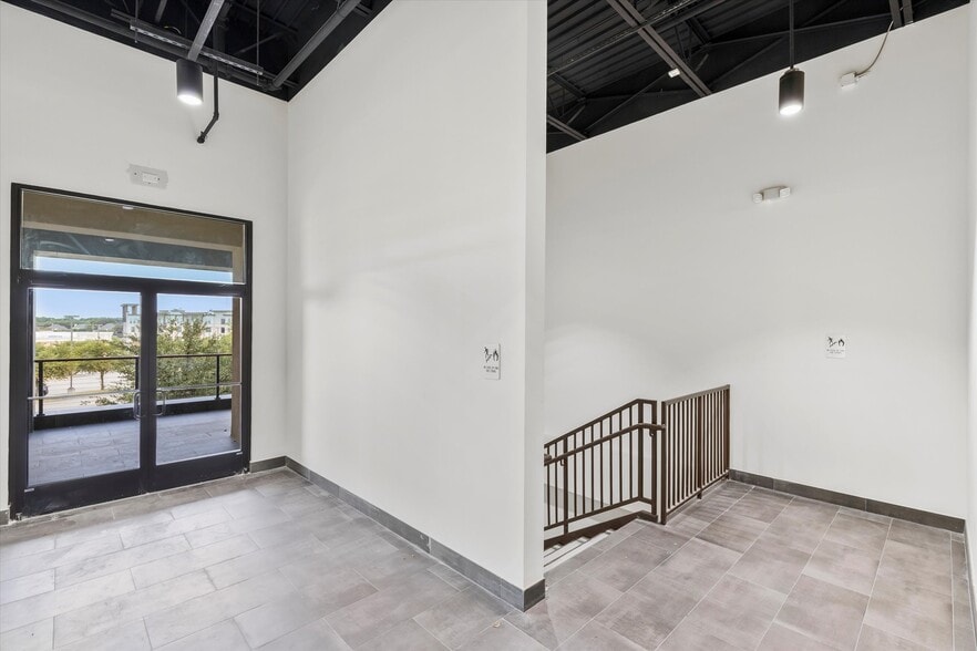 More Photos Of 2660 Old Denton Rd, Carrollton Unknown For Lease