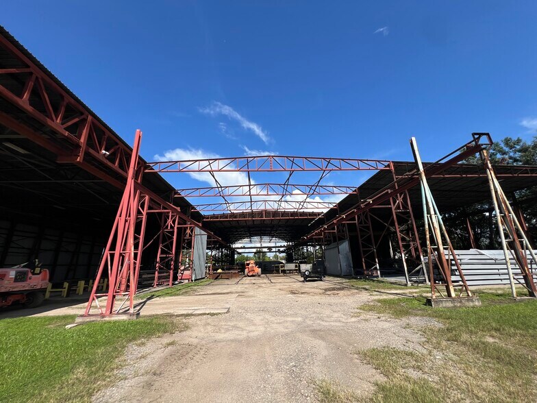 More Photos Of 5101 S 24th Ave, Tampa Manufacturing For Sale