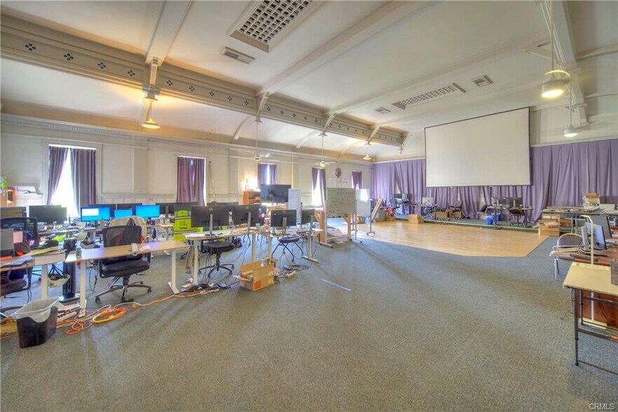 More Photos Of 105 Broadway St, Chico General Retail For Sale