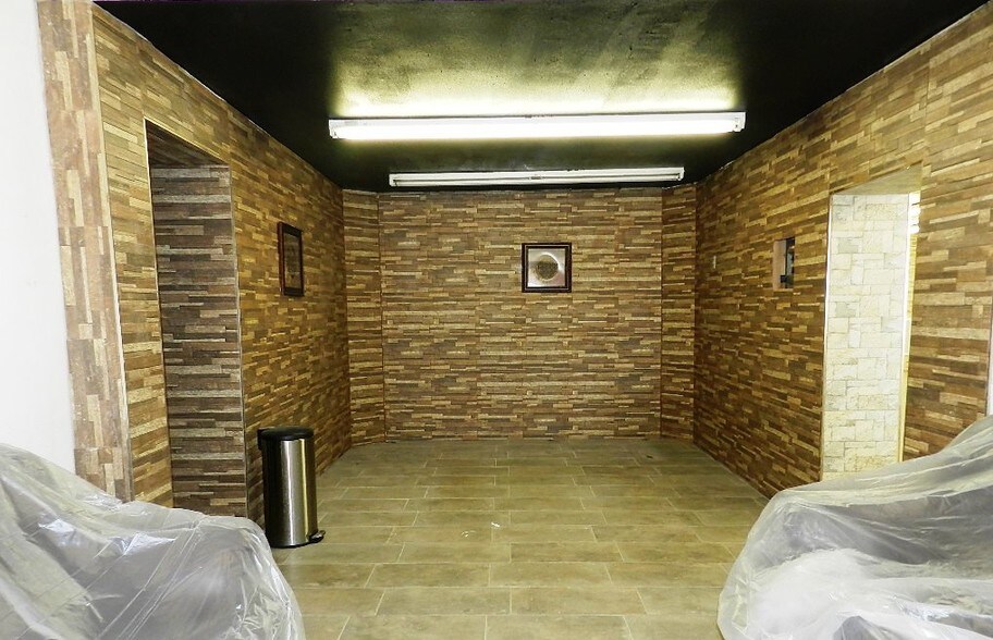 More Photos Of 900 N Nelson, Fort Stockton Freestanding For Lease