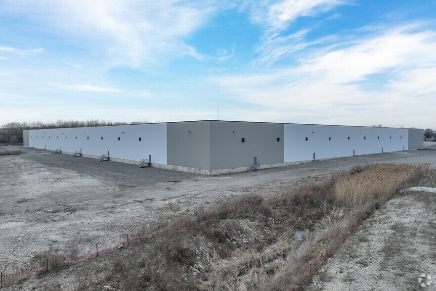 More Photos Of 24 Marble St, Hammond Warehouse For Sale