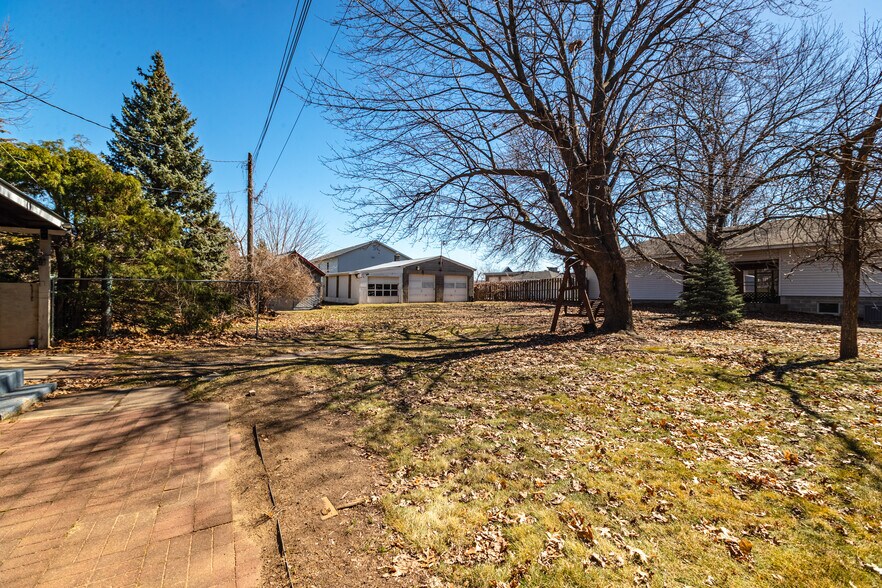 More Photos Of 923 11th Ave S, Onalaska Land For Sale