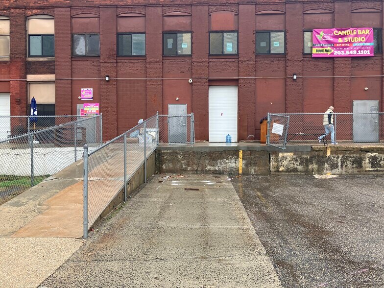 More Photos Of 1313 Connecticut Ave, Bridgeport Light Distribution For Lease