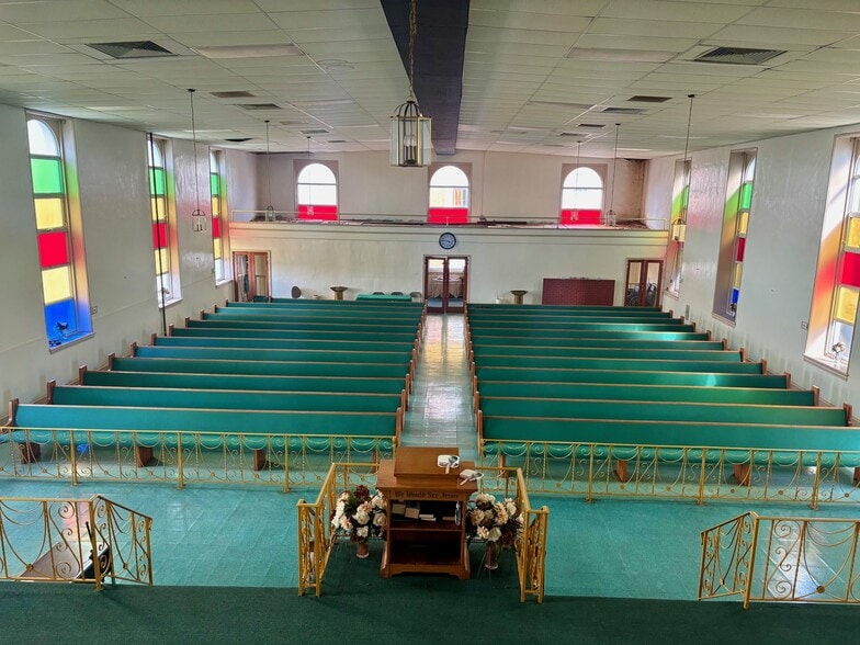 More Photos Of 1632 Poplar St, Philadelphia Religious Facility For Sale