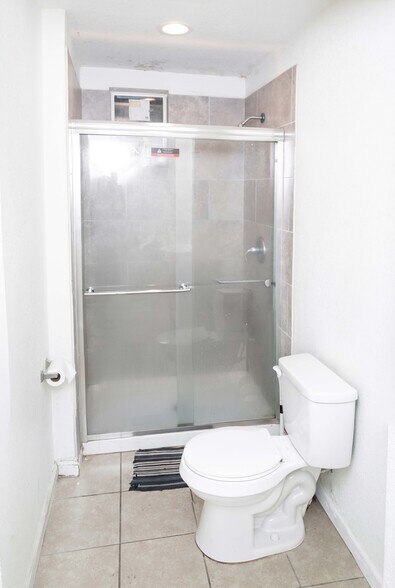 More Photos Of 5002 Martin Luther King Jr Blvd, Sacramento Religious Facility For Sale