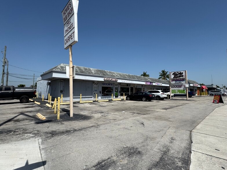 Primary Photo Of 2414-2430 S State Road 7, Hollywood Unknown For Lease