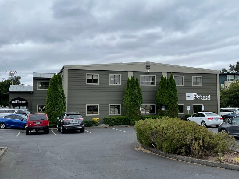 More Photos Of 8950 SW Burnham St, Tigard Office For Sale