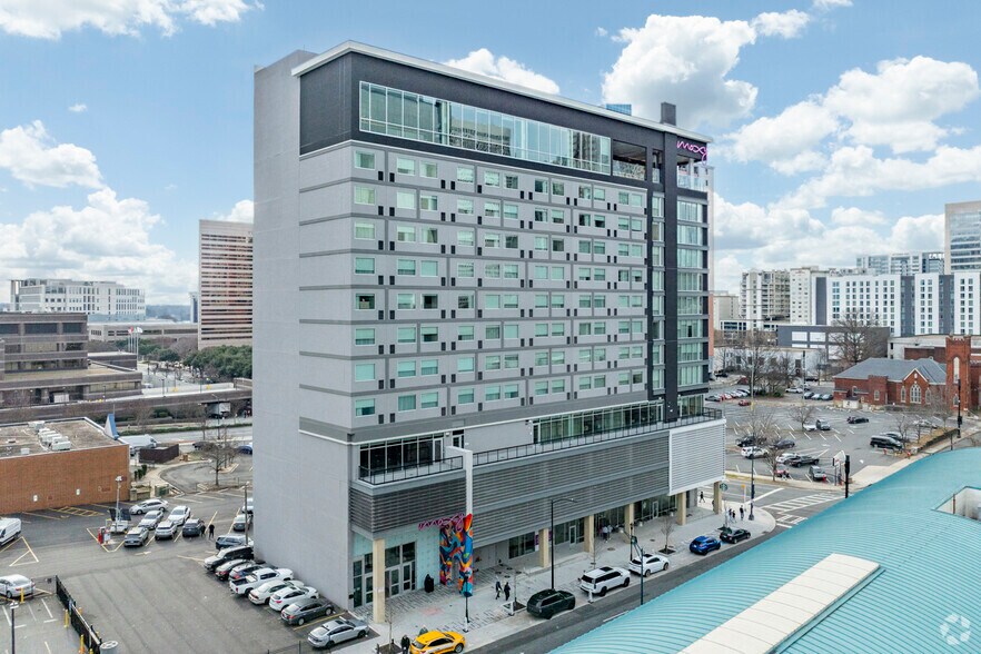 More Photos Of 125 S Brevard St, Charlotte Hotel For Lease