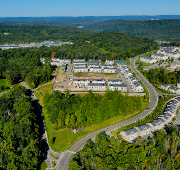 More Photos Of 2 Reserve Rd, Danbury Storefront Retail Office For Lease