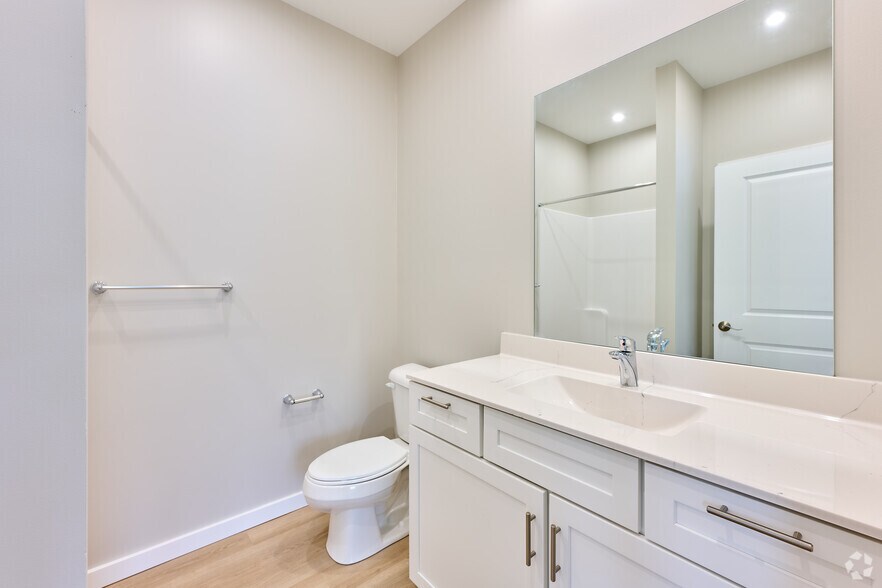 More Photos Of 32 Buffalo St, Churchville Apartments For Sale