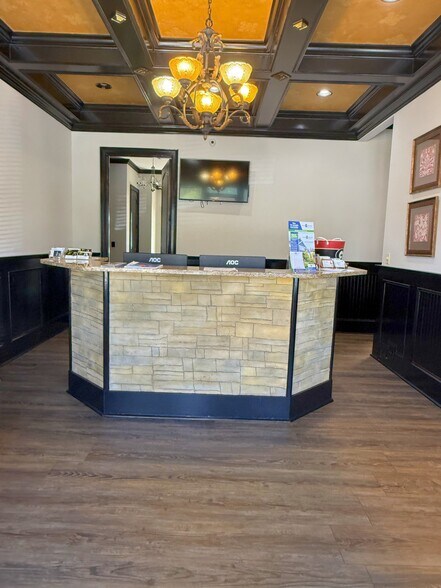 More Photos Of 3149 Atlanta Hwy, Athens Office For Sale