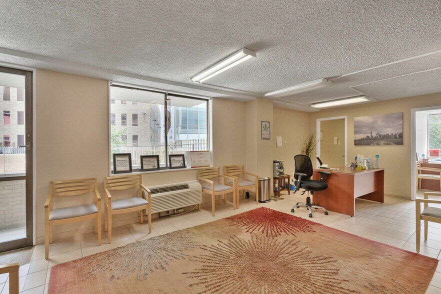 More Photos Of 1325-1327 18th St NW, Washington Apartments For Sale