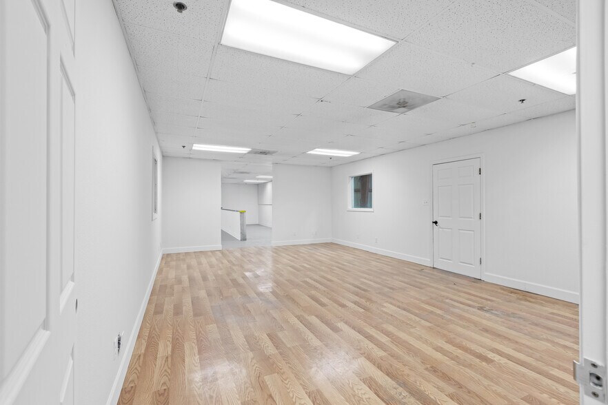More Photos Of 3904 Winters St, Sacramento Warehouse For Lease