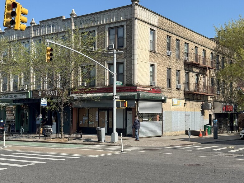 More Photos Of 4319 Queens Blvd, Sunnyside Apartments For Lease