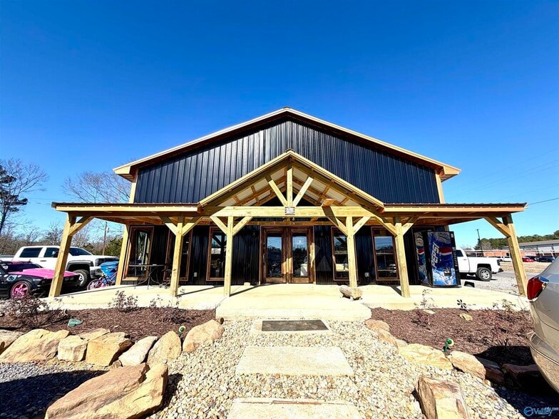 Primary Photo Of 2501 3rd St SW, Attalla Specialty For Sale