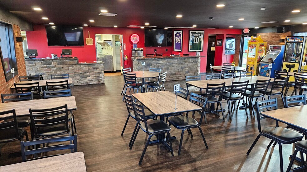 More Photos Of 1523 Madison Ave, Huntington Fast Food For Sale