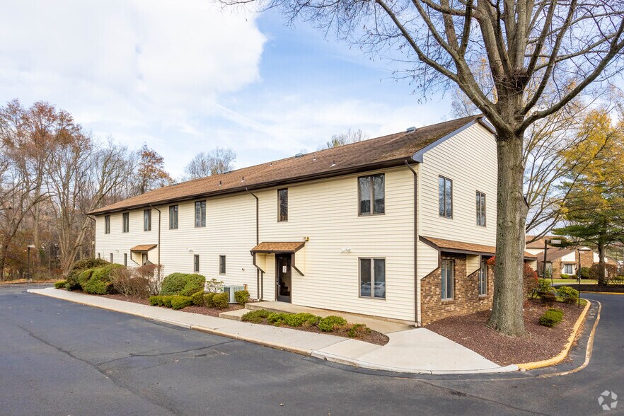More Photos Of C2 Brier Hill Ct, East Brunswick Office For Sale