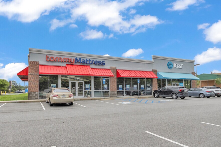 More Photos Of 5440 S Columbia Ave S, Rincon Freestanding For Lease