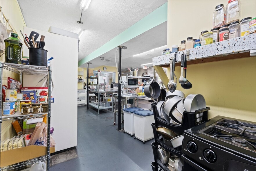 More Photos Of 808 Bypass Rd, Winchester Freestanding For Sale