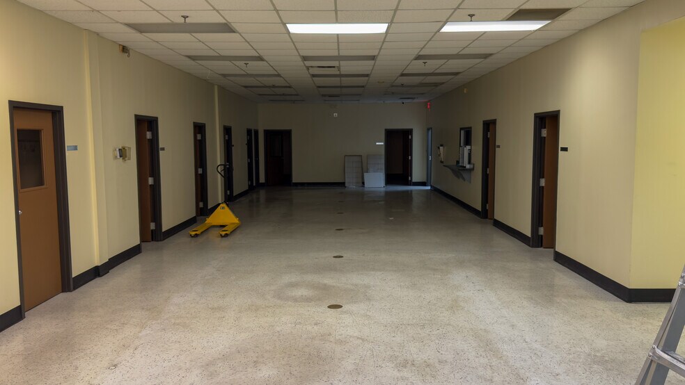 More Photos Of 2400 Mellon Ct, Decatur Distribution For Lease