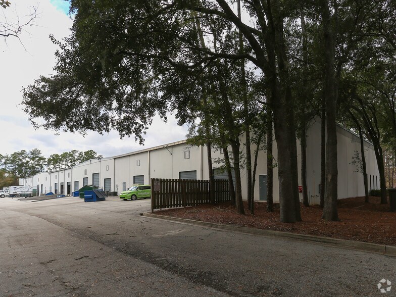 More Photos Of 7750-1 Bayberry Rd, Jacksonville Unknown For Lease