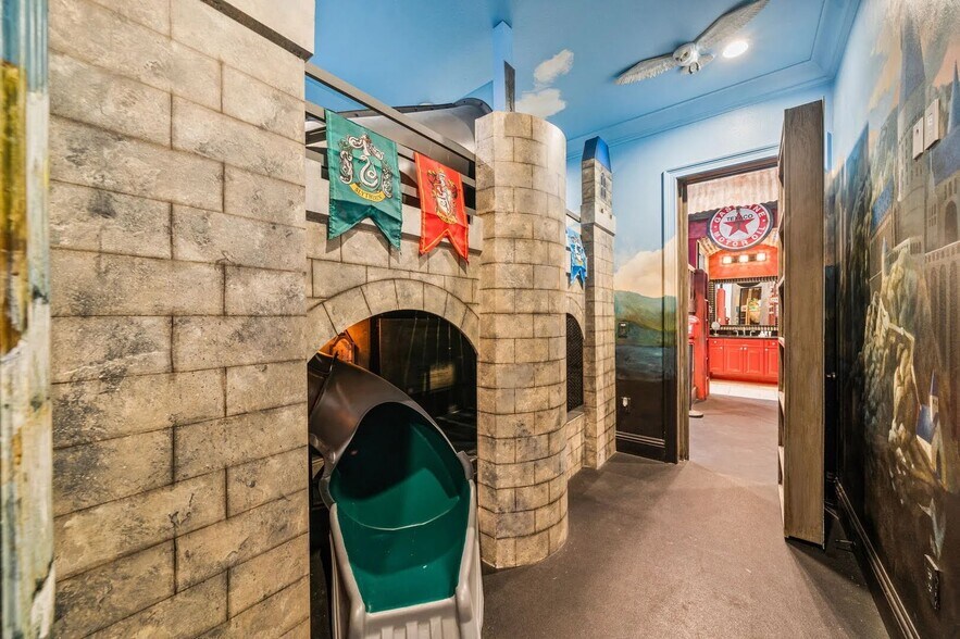 More Photos Of 521 Muirfield Loop, Reunion Specialty For Sale